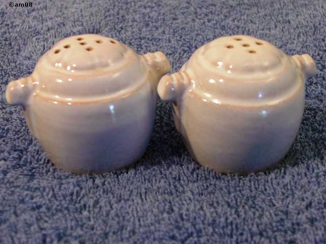 Early barrels glazed ivory